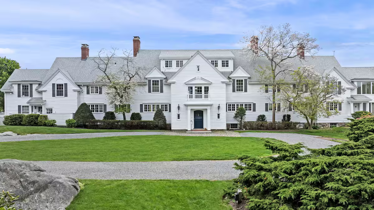 Grand estate property in Gloucester, MA